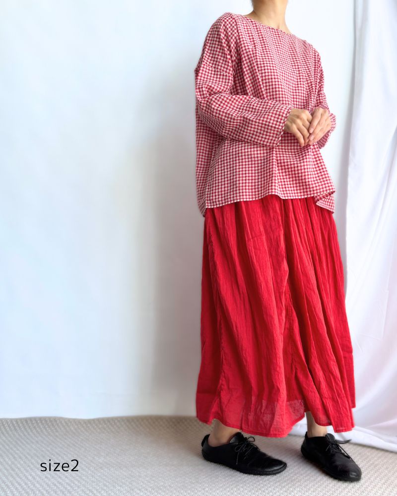 AUTO LOOM COTTON/LINEN PLAIN OVERDYE GATHERED SKIRT in Red