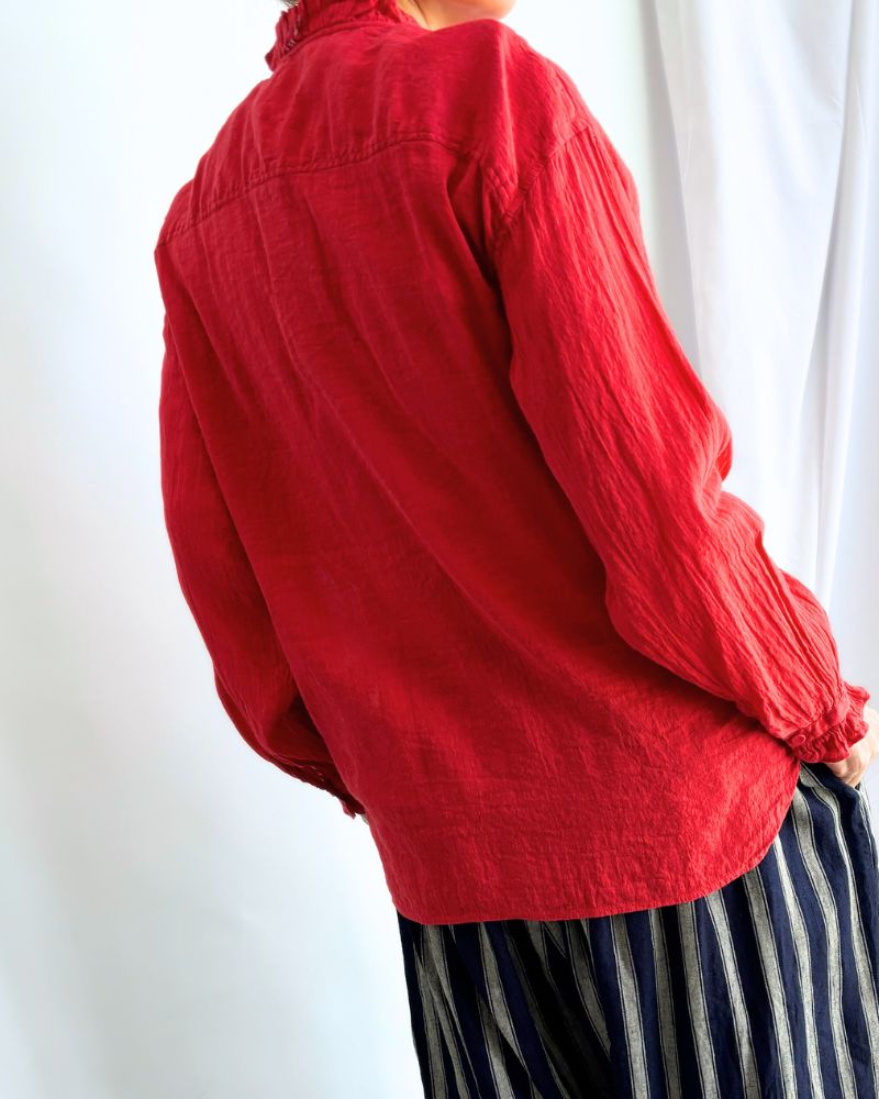 AUTO LOOM COTTON/LINEN PLAIN OVERDYE FRILL COLLAR SHIRT in Red