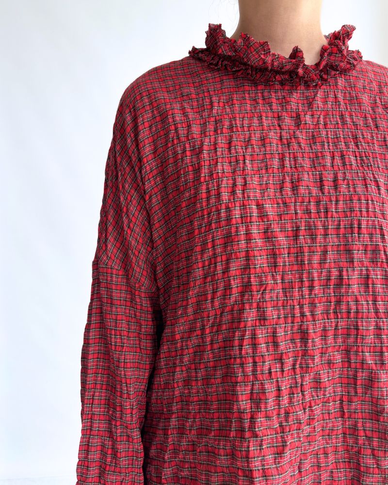 Check Neck Frill Box Pullover in AkaCheck