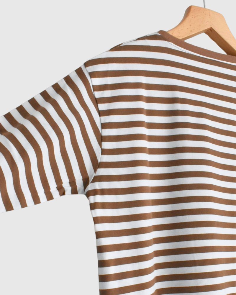 Gizandi Jersey Striped Long Tee in Brown/Off