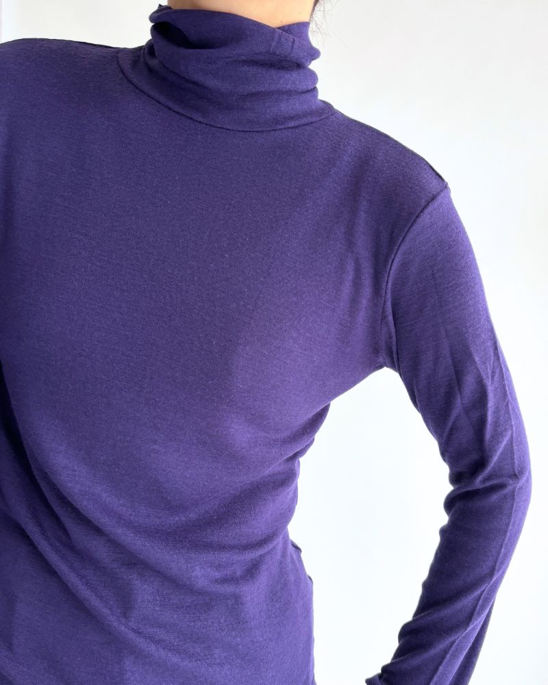 High-neck slim fit (wool) in Purple