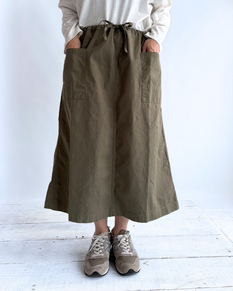 COTTON HERRINGBONE WASH EASY SKIRT in KhakiHerringbone