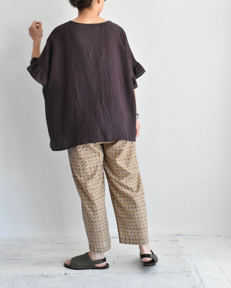 Frill Top Blouse in Brown