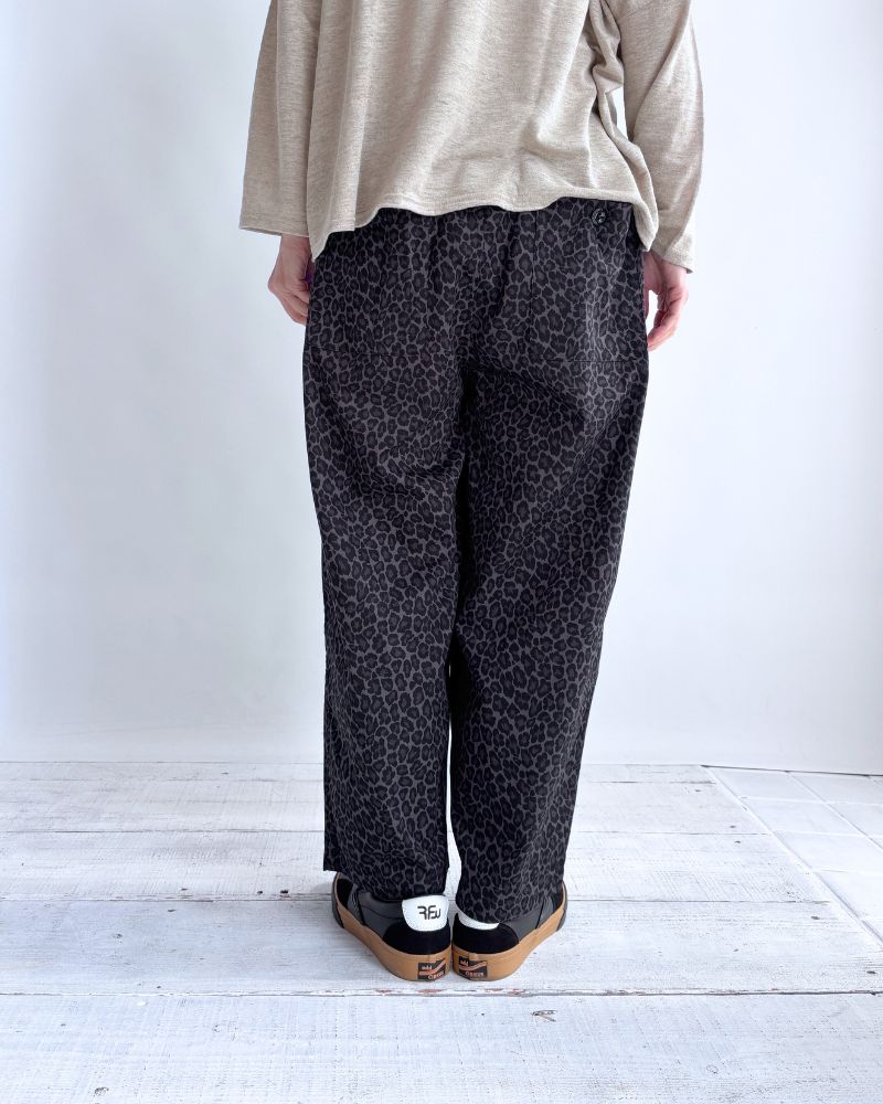 LEOPARD KUNG FU PANTS in BlackLeopard