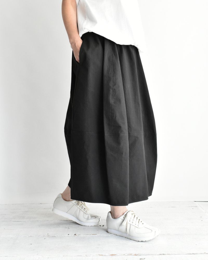 Rib Barrel Skirt in Black