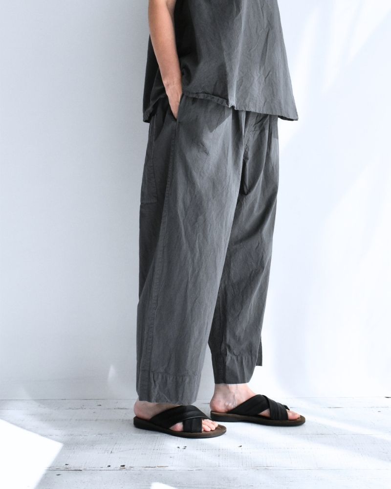 Shrink Wide Pants in Gray