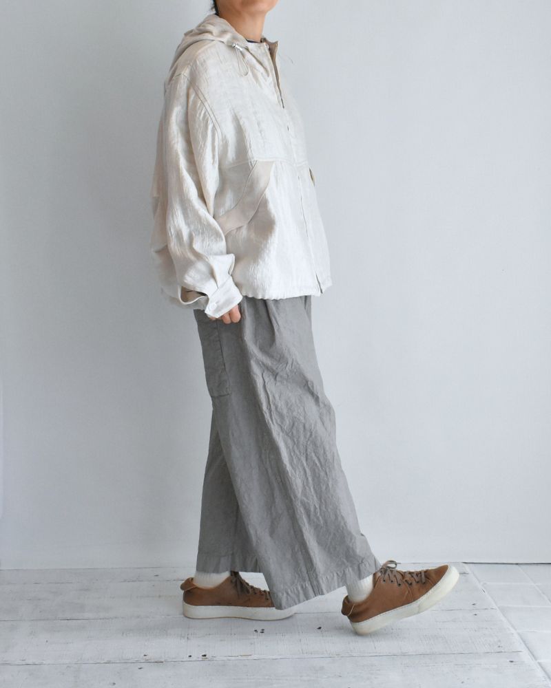 Shiny Hoodie Blouson in OffBeige