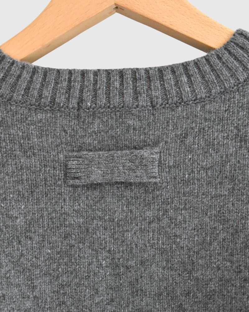 AURA V-neck knit pullover in Gray