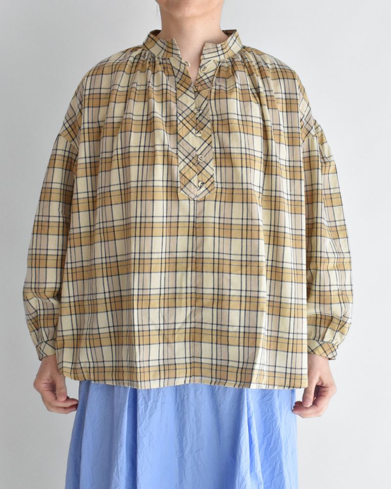 Check Henley Shirt in Beige/Navy Check