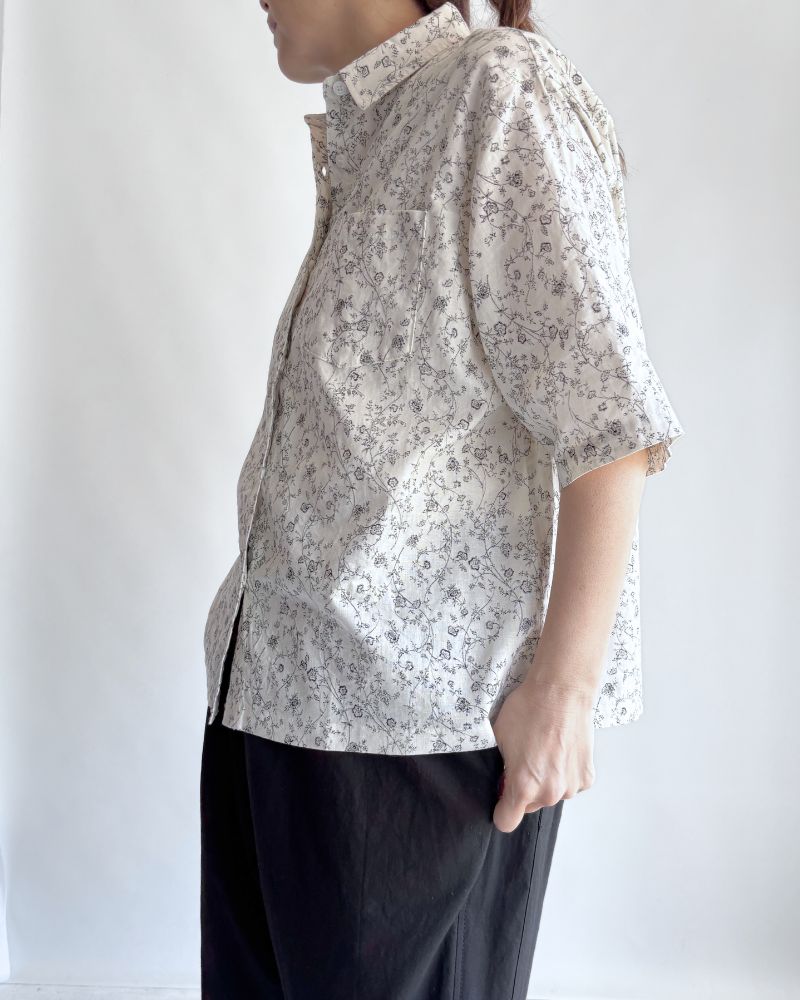 Linen cotton flower shirt in Natural