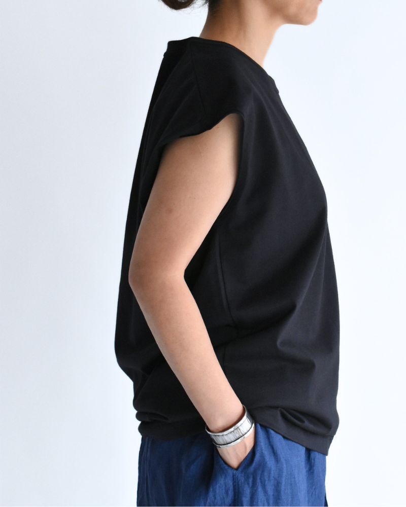 CALM French Sleeve T-shirt in Navy