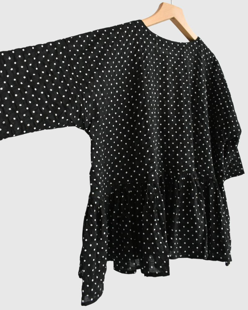 Ripple Dot Cache-coeur Blouse in Black/White