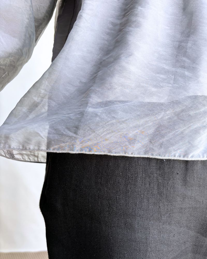 Layered Design Top 'SANE' in LightGray