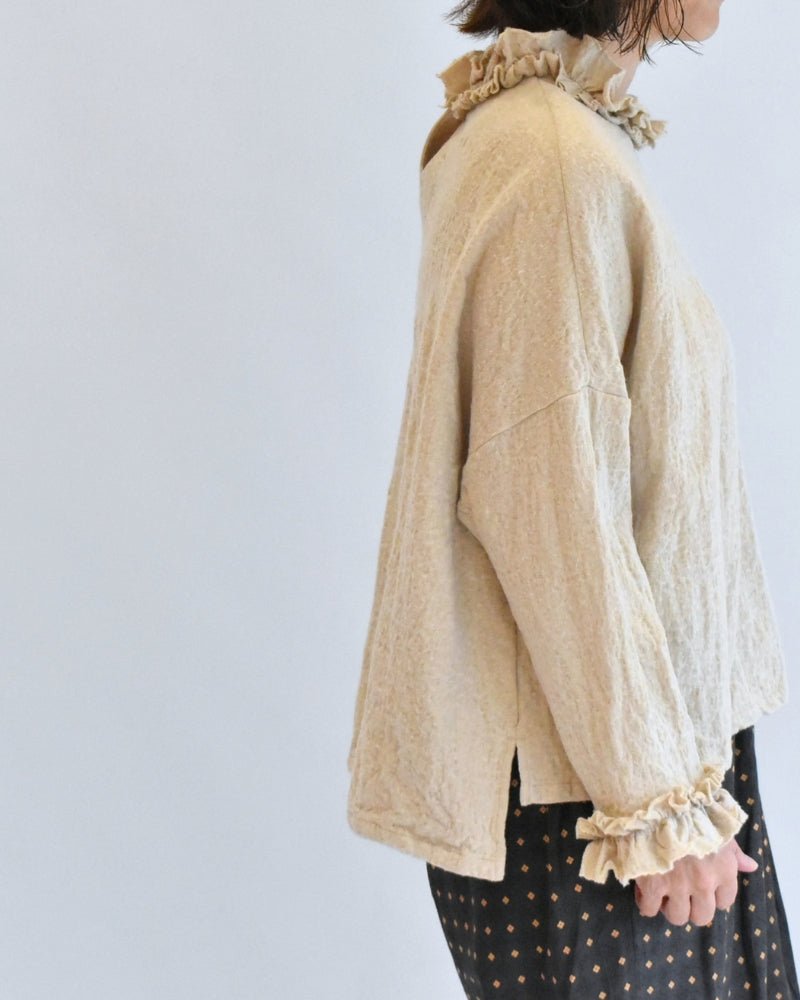 Wool Box Pullover in Beige