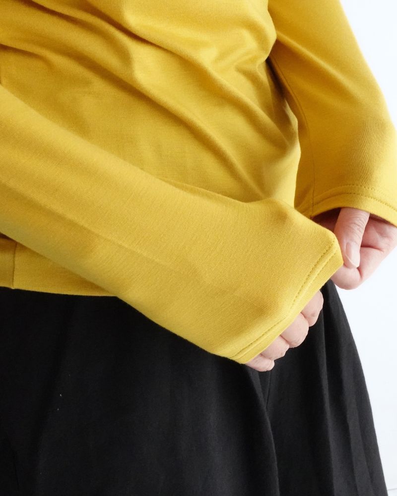 Turtleneck Pullover in Yamabuki