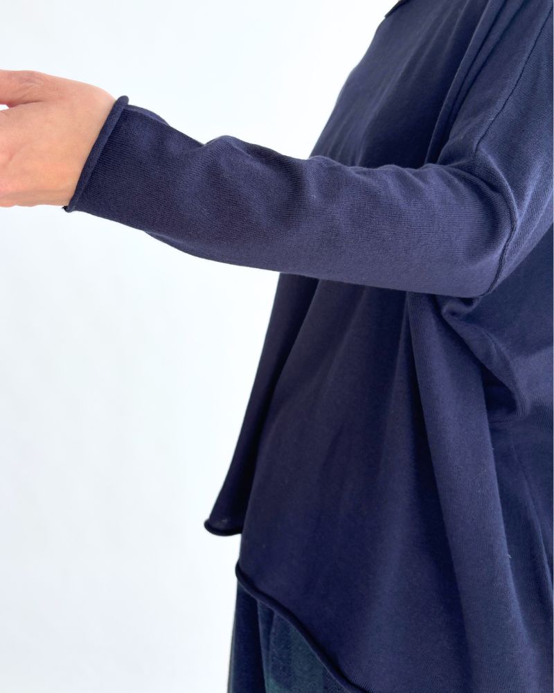 5-Color T-Line Pullover in InkNavy