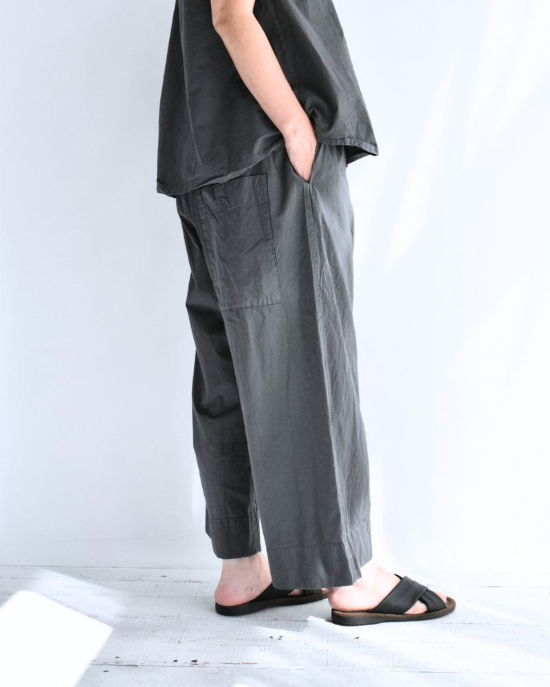 Shrink Wide Pants in Gray