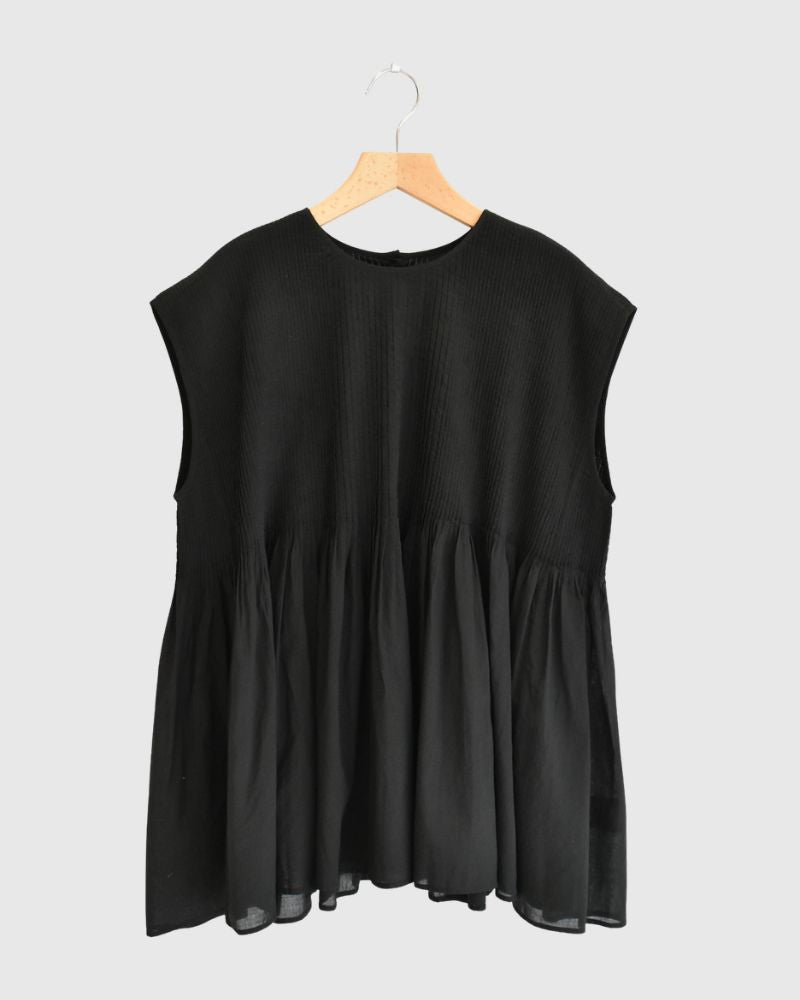Crew-neck French Sleeve Shirt with Mini Pintuck in Black
