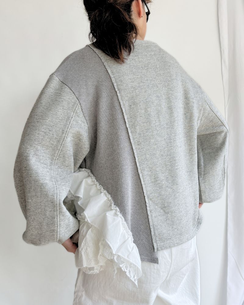 Assymetry Frill Sweat Shirt in Gray