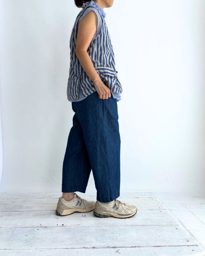 COTTON/LINEN DENIM 2TUCK TAPERED EASY PANTS in Blue