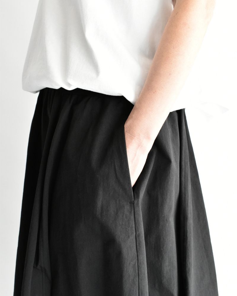 Rib Barrel Skirt in Black