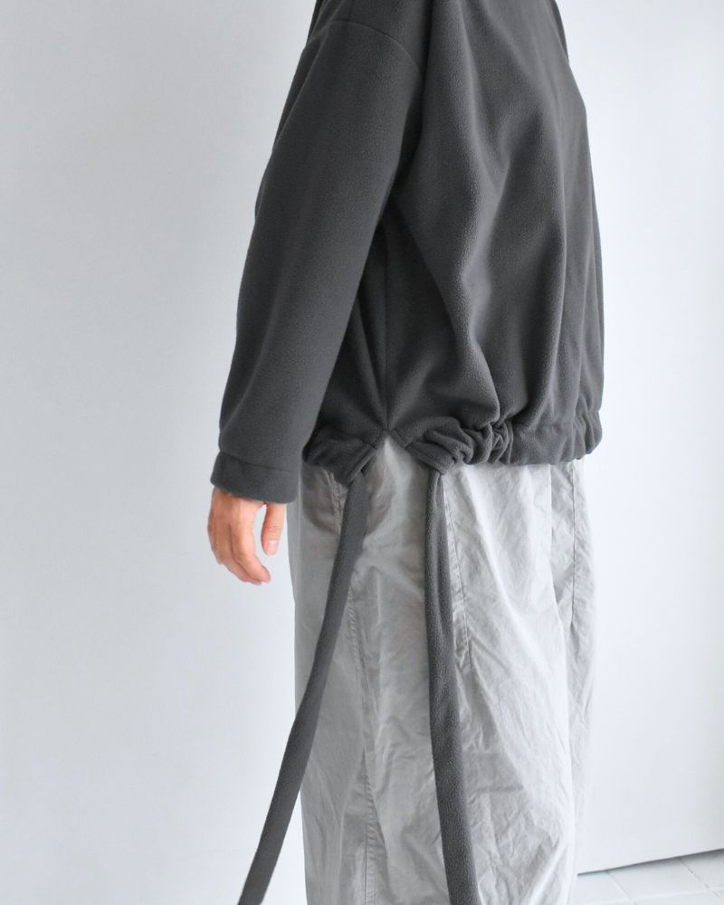 Fleece hem ribbon pullover in Gray