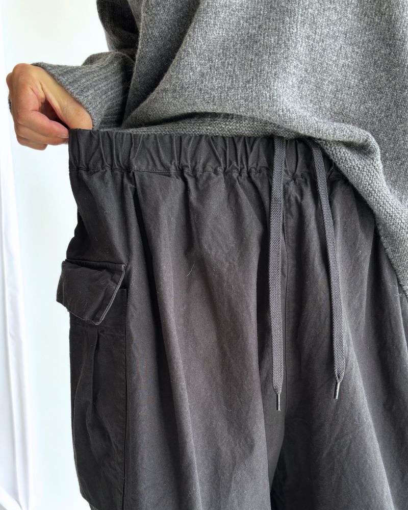 Unisex Cargo Pants in Black