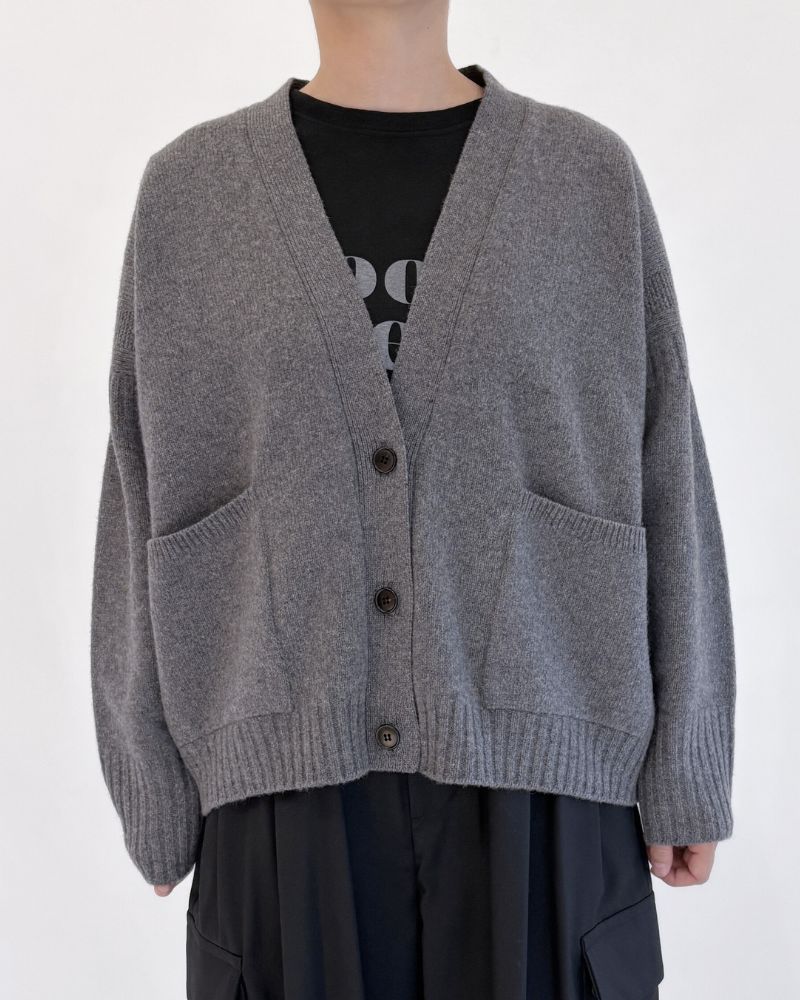 JANE V-neck Cardigan in Gray