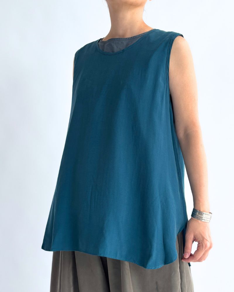 AMARA Sleeveless Pullover in LapisLazuli