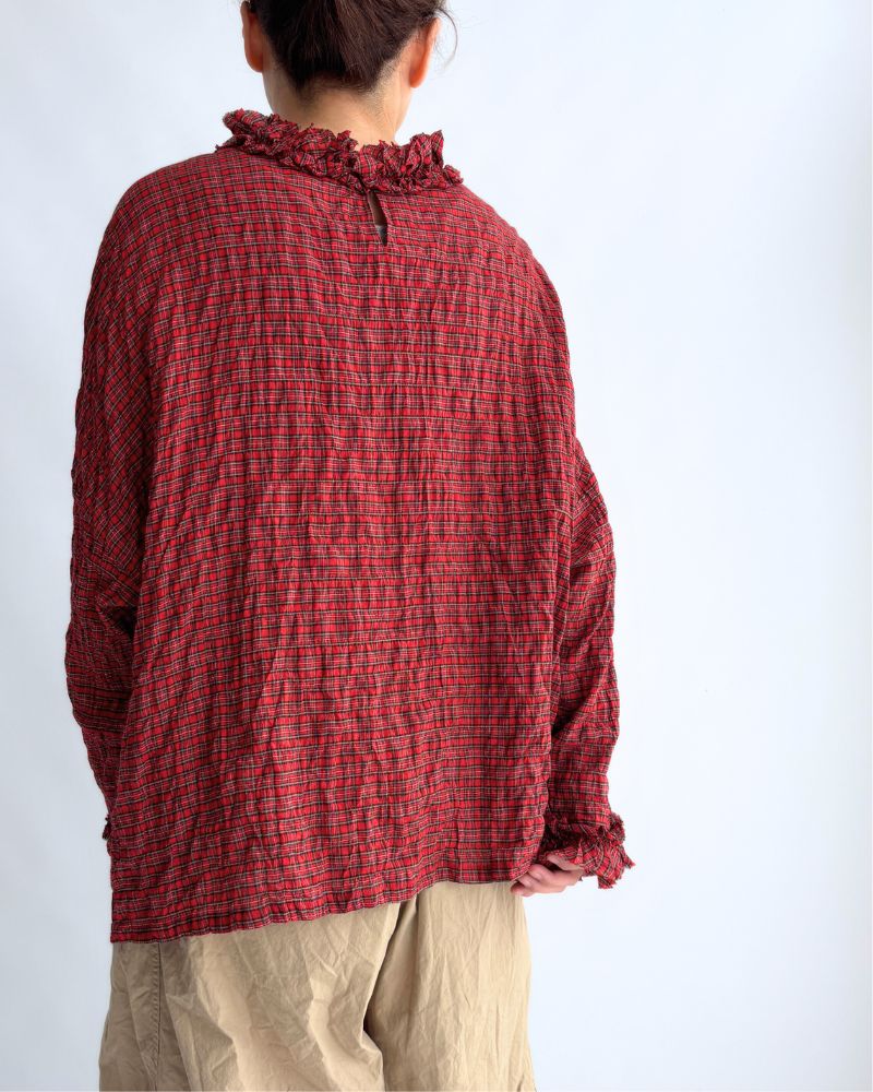 Check Neck Frill Box Pullover in AkaCheck