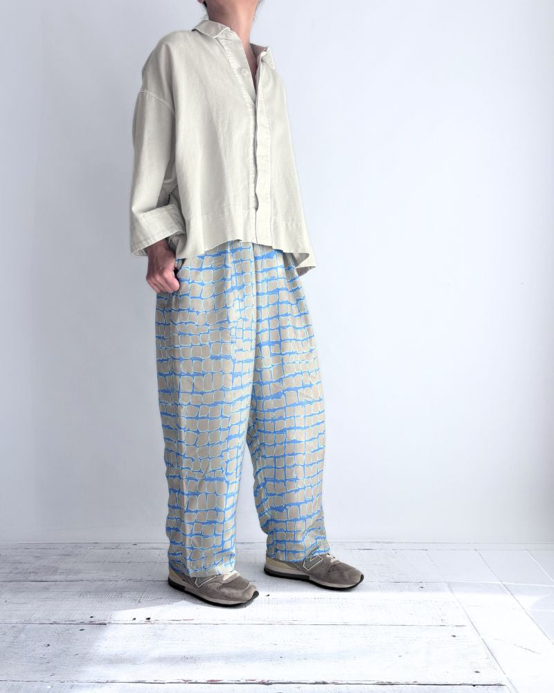 Cobblestone Pattern Easy Pants in SaxBeige