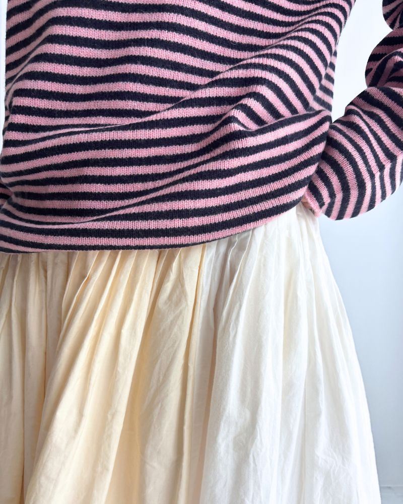Border knit pullover in Pink/Navy