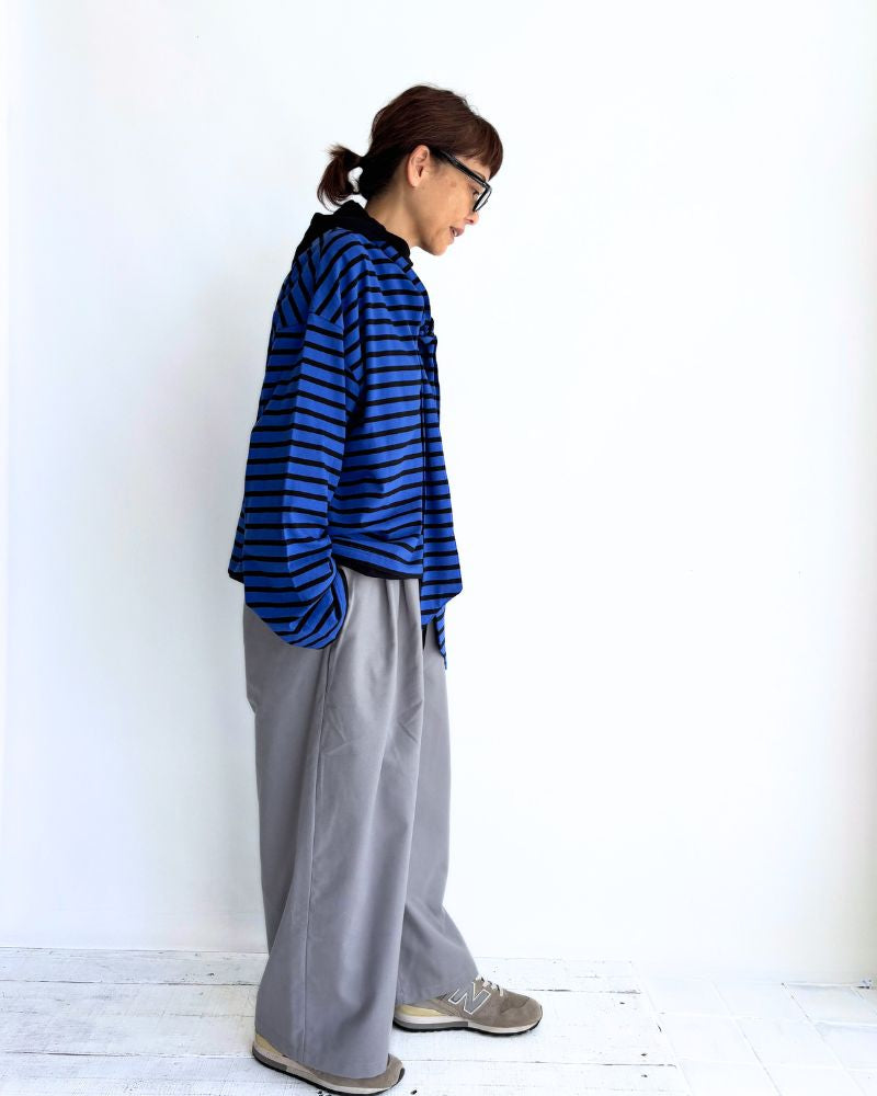 Drawstring Hoodie Pullover in Black