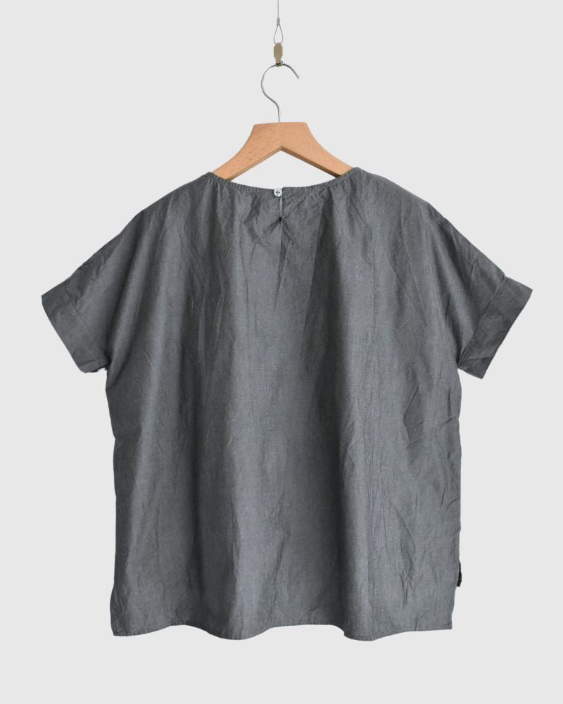 Front Frill Blouse in Gray