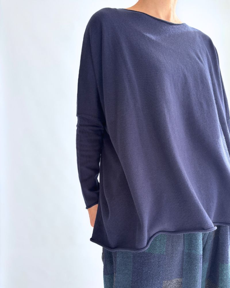5-Color T-Line Pullover in InkNavy