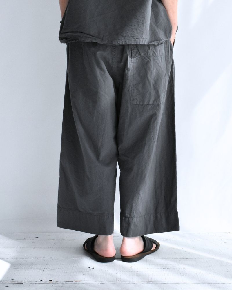 Shrink Wide Pants in Gray