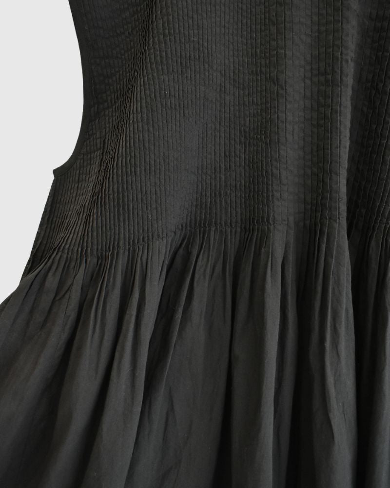 Crew-neck French Sleeve Shirt with Mini Pintuck in Black