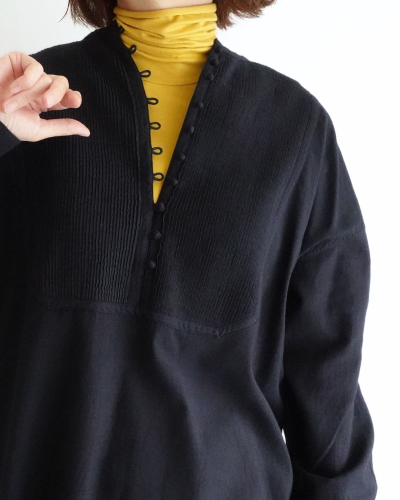 Turtleneck Pullover in Yamabuki