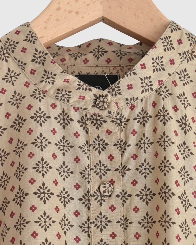 BANDED COLLAR SHIRT WITH MINI PINTUCK in Beige