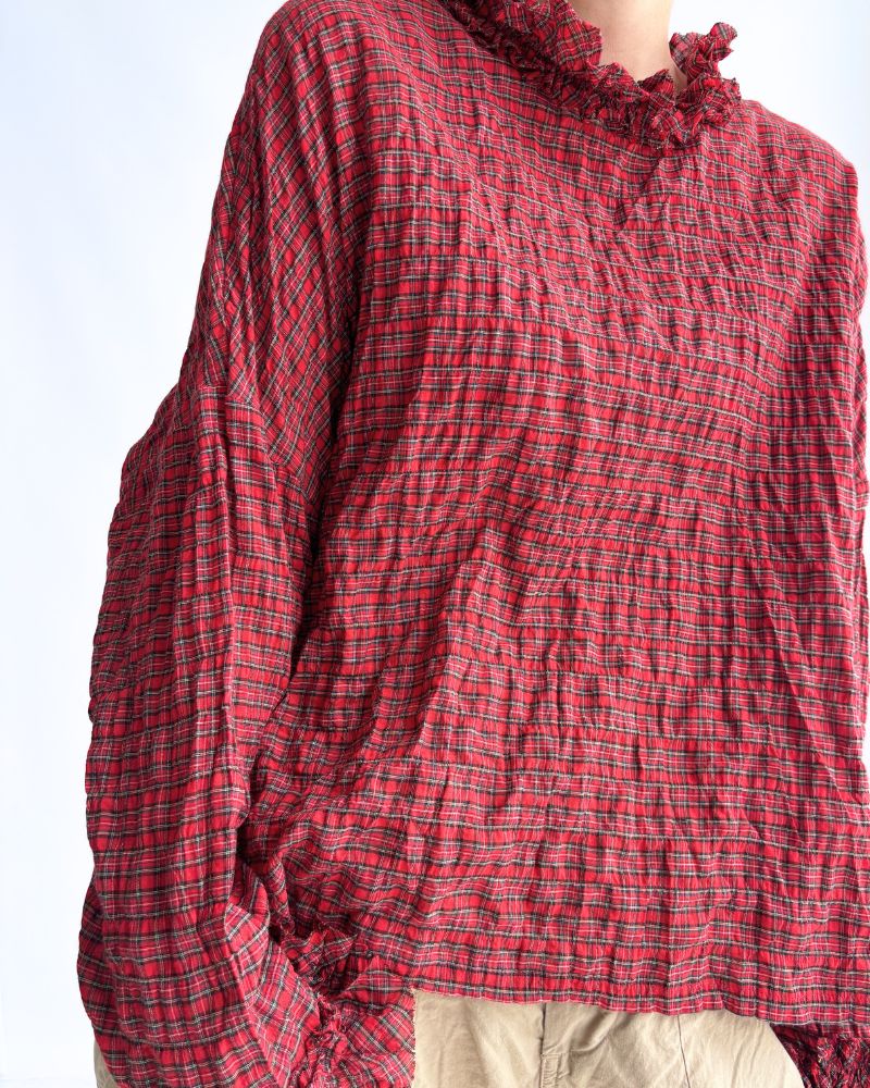 Check Neck Frill Box Pullover in AkaCheck