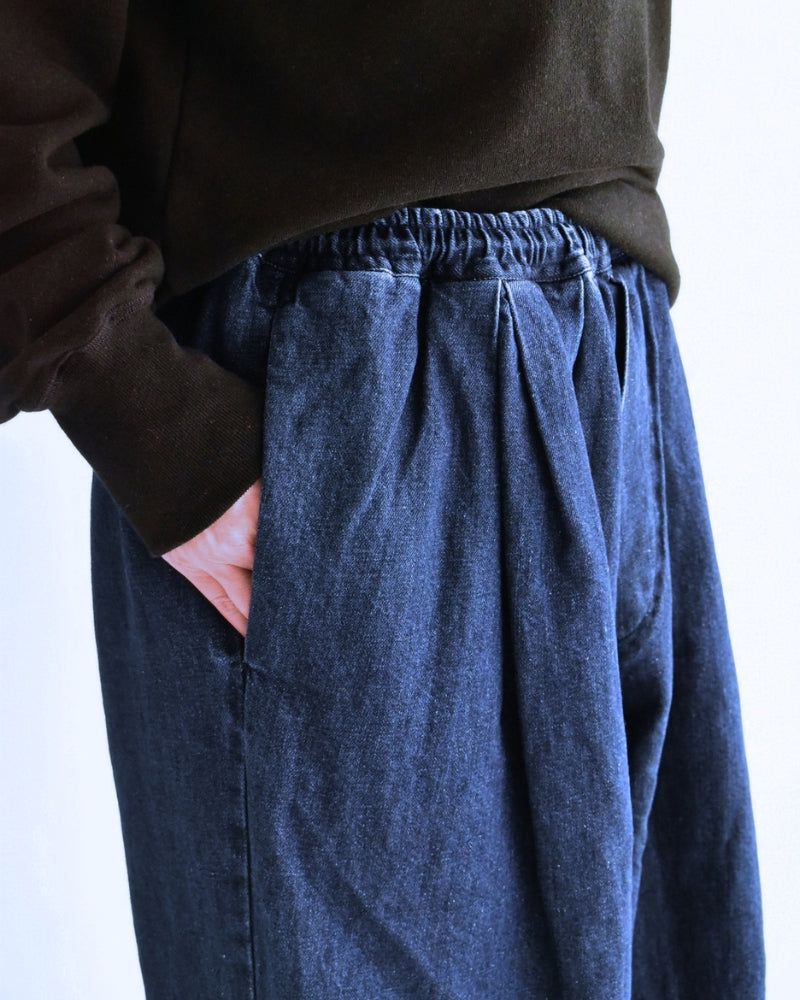 Cotton Linen Denim Tuck Pants in Stone Wash