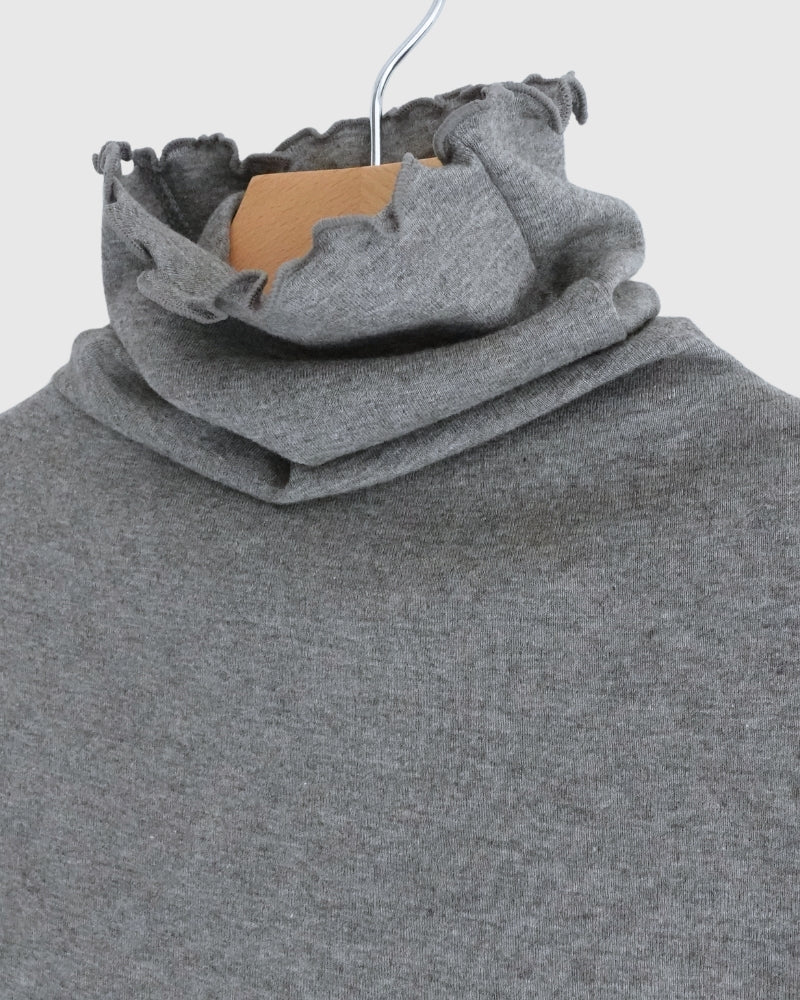 Yak Turtleneck Pullover in Gray