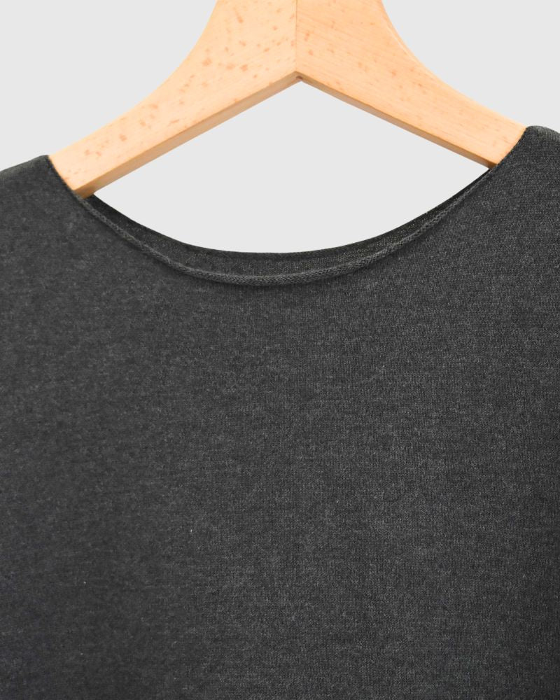 5-Color T-Line Pullover in CharcoalGray