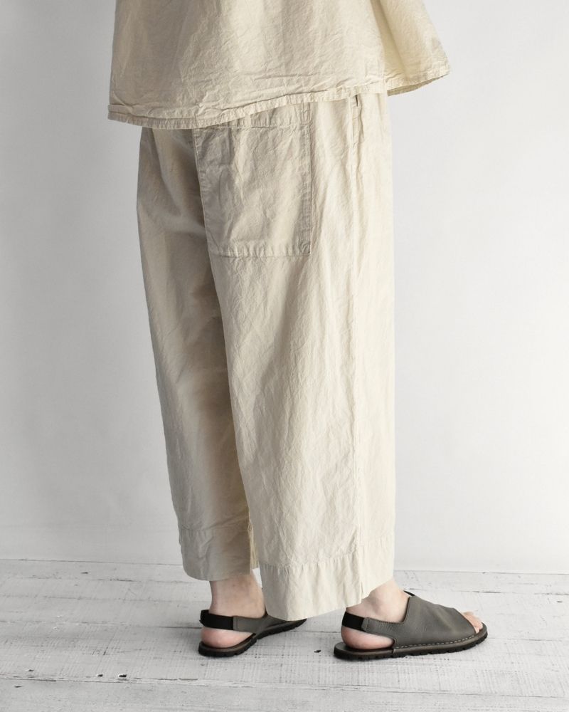 Shrink Wide Pants in Beige