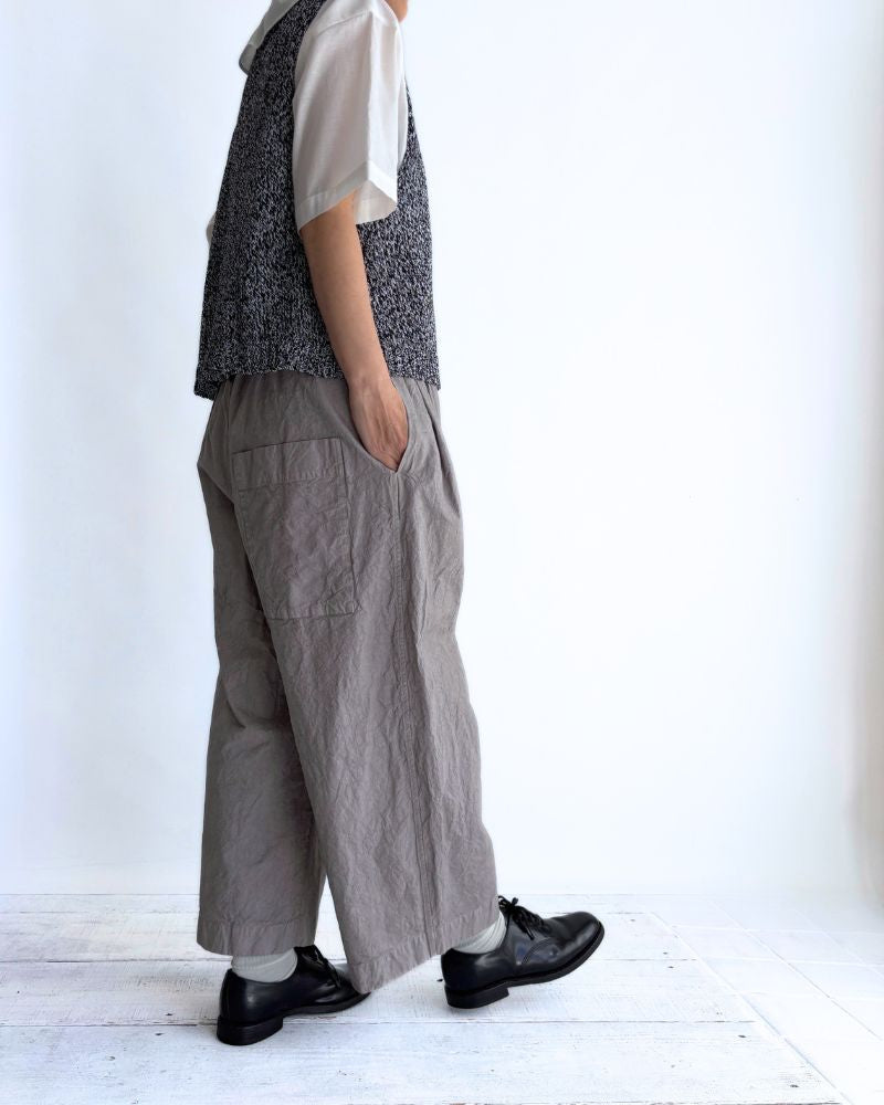 Garment dyed pants in Gray