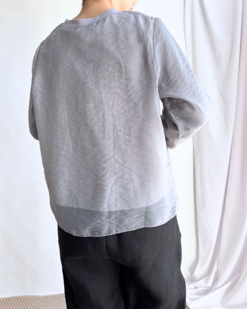 Layered Design Top 'SANE' in LightGray