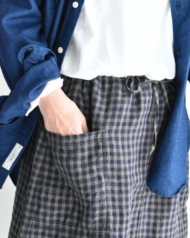 LINEN CHECK OVERDYE EASY SKIRT in SmokeGray