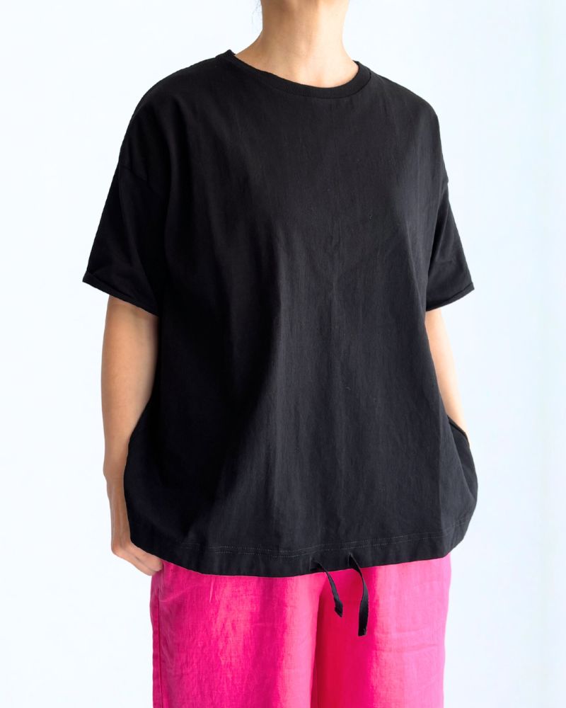 Cutoff Drawstring Tee in Black