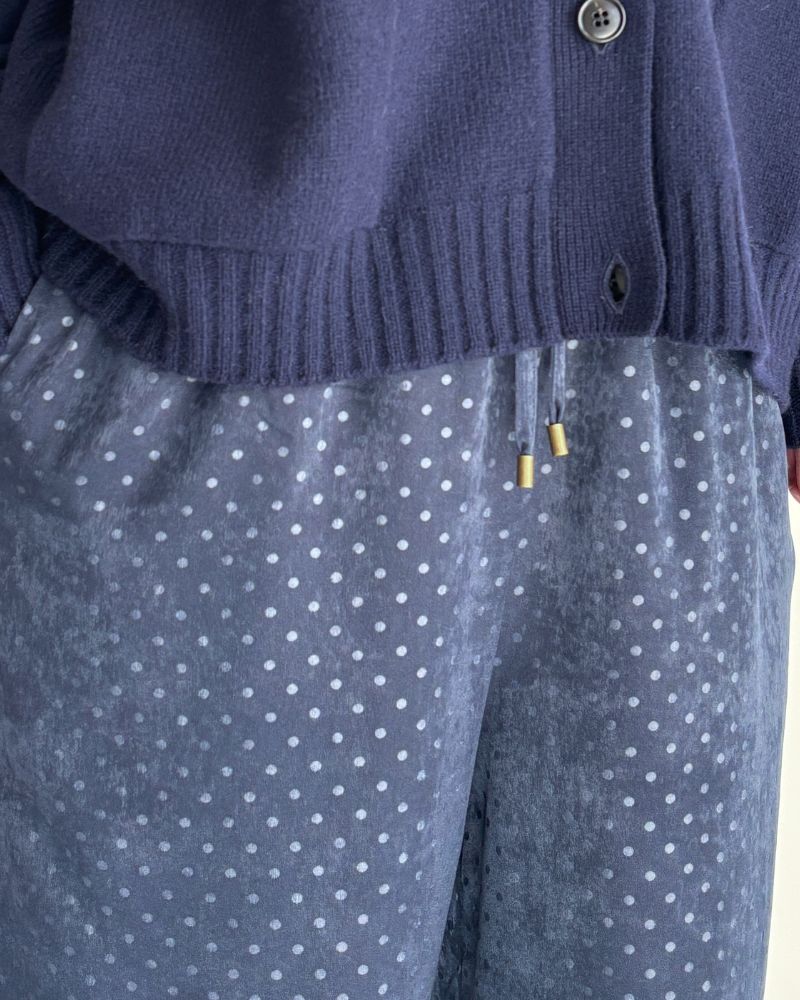 Embossed dot pants 'SONK' in Navy