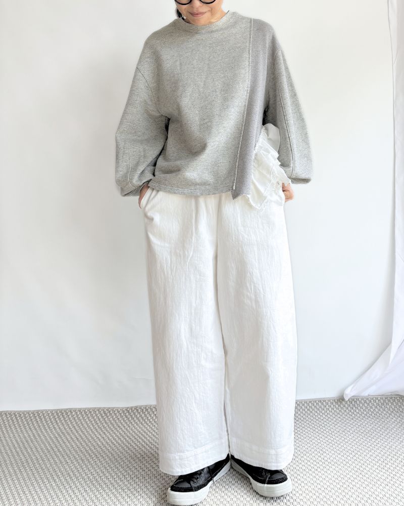 Assymetry Frill Sweat Shirt in Gray